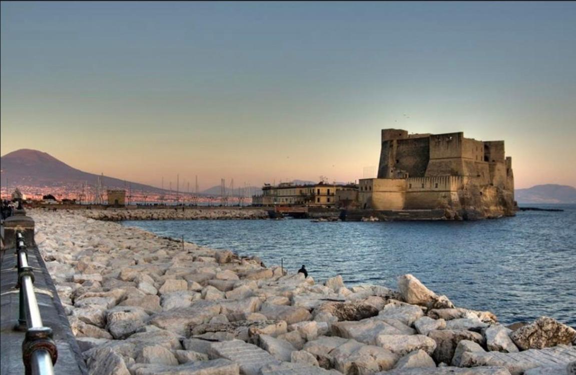 Airport-napoli